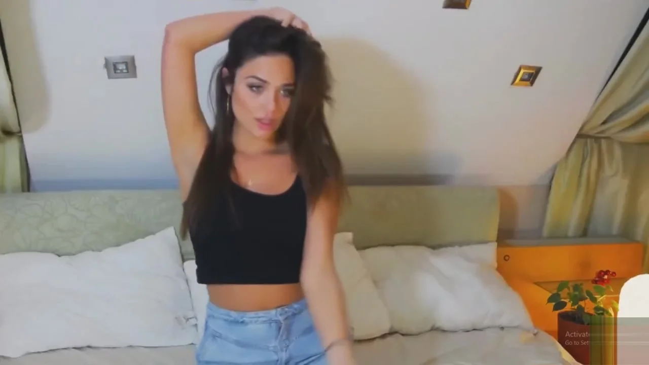 Meggie Milligan shot webcam session with clothes on (TOPLESS, HOT AND SEXY)