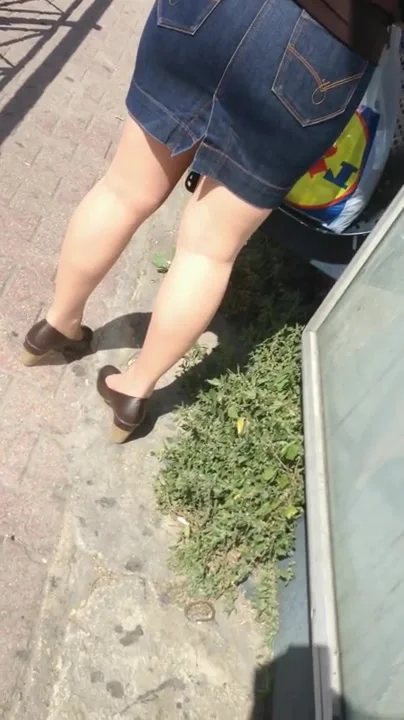 Tan Nylon Feet Play At the Bus Station