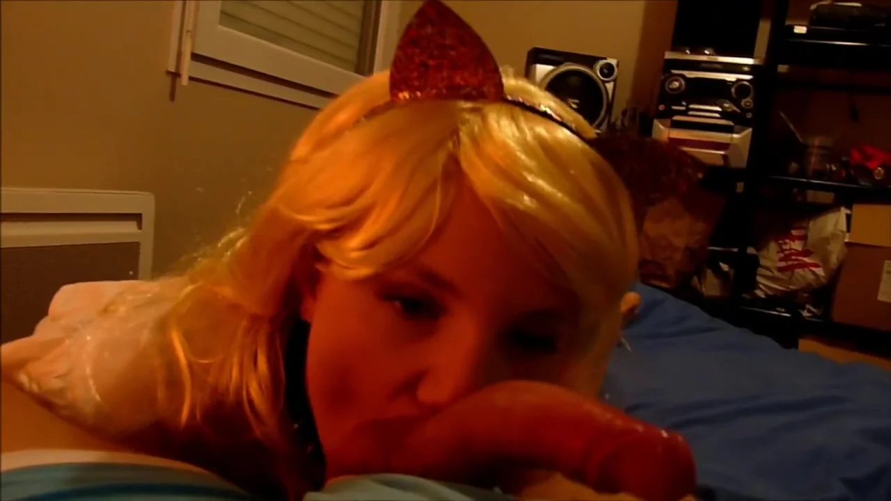 Petite Blonde teen 18+ is sucking a dick then fucking in Doggystyle