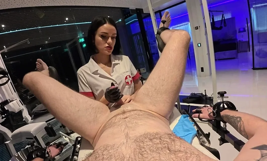 Jolie Berrie - Fisting Virgin Prep - Dr Jolie Examines