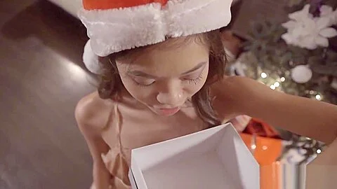 Tiny Asian stepsis wanted a dick in a box for Christmas
