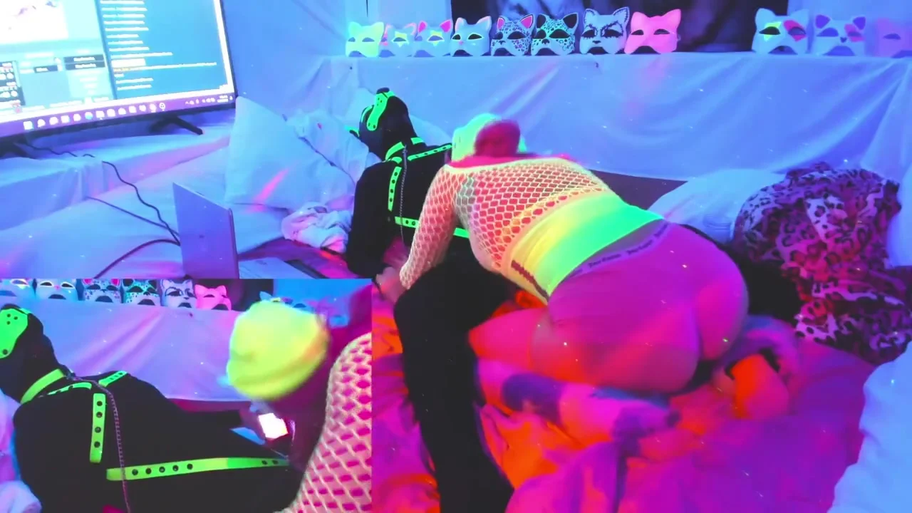 Sexyneonkitty Blowjob After Pegging Screwme-doo Live