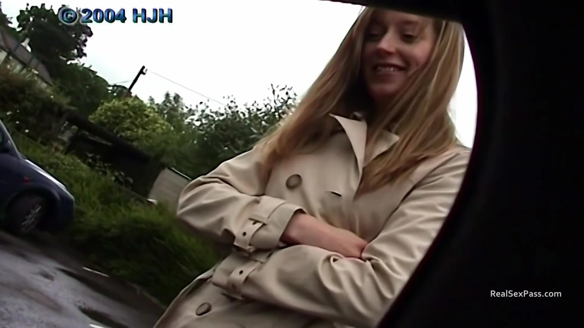 British Babe Outdoor Handjob
