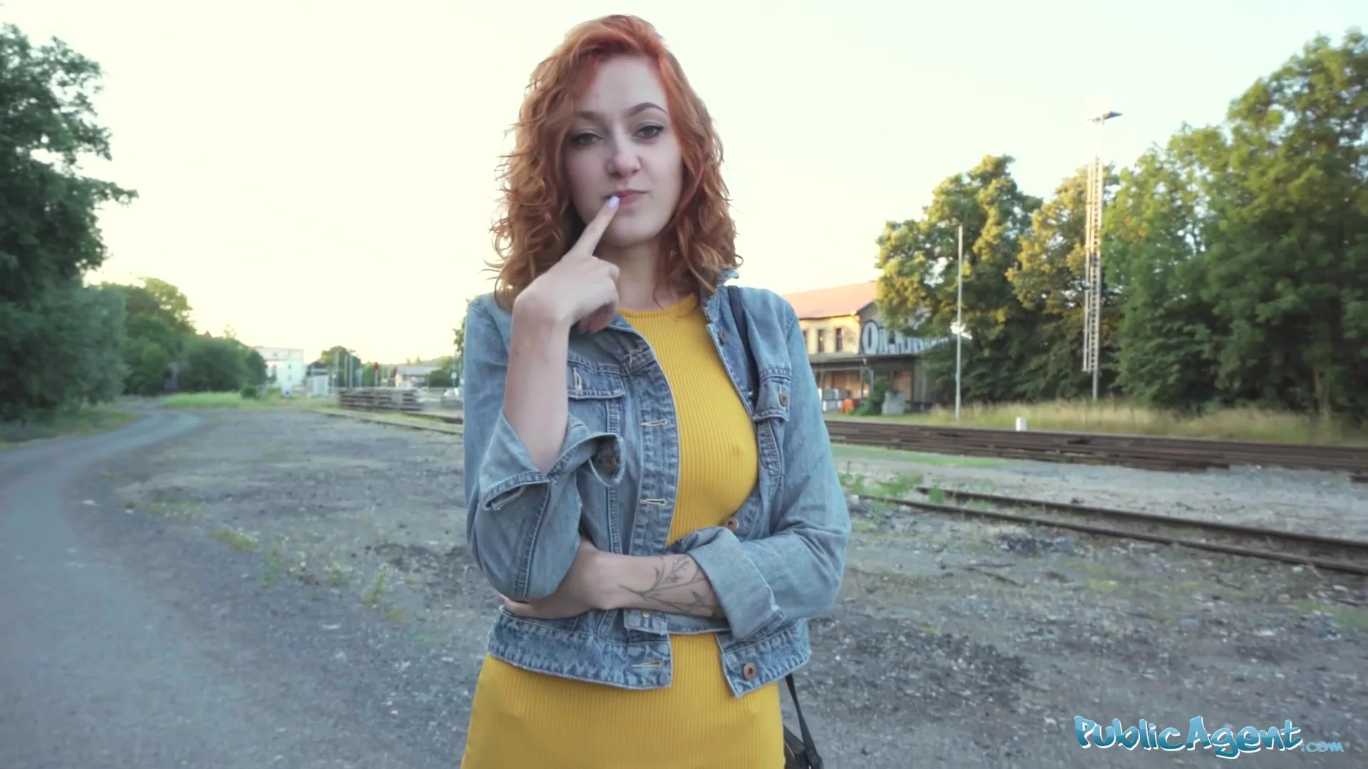 Sexy Redhead Waitress Sucks Cock And Gets Fucked Doggystyle Outside In Public