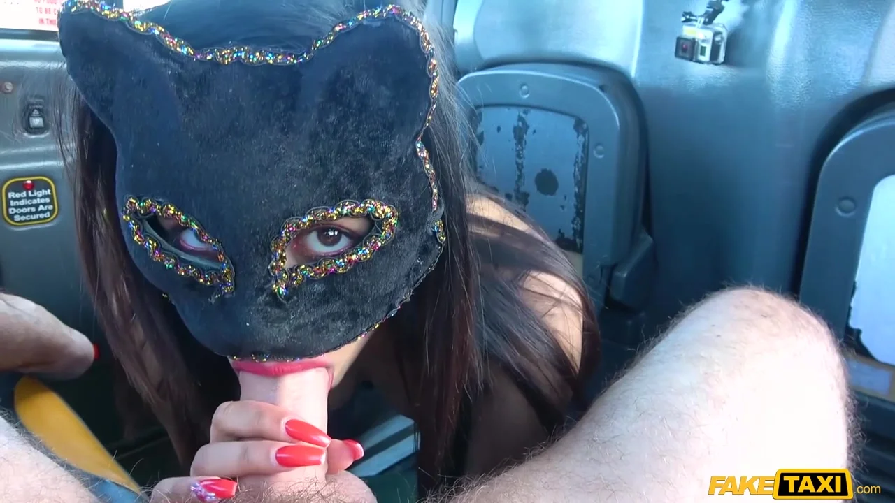 Returns For Taxi Cock - Hot Balls-sucking Scene - Masked Maya