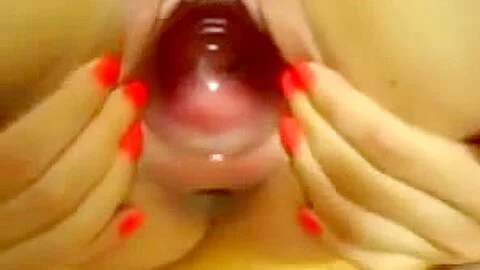 Japanese sizequeen open her cunt