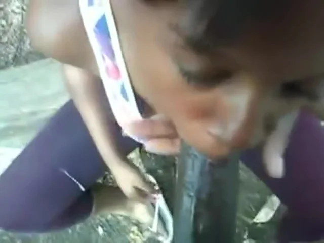 Rough blowjob in the bush (from jalovaboy)