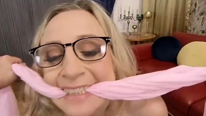 POVmovies - Stepmom prolapse her cervix by rough fisting