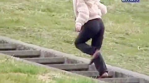 Asian babe pissing with no shame and getting voyeured
