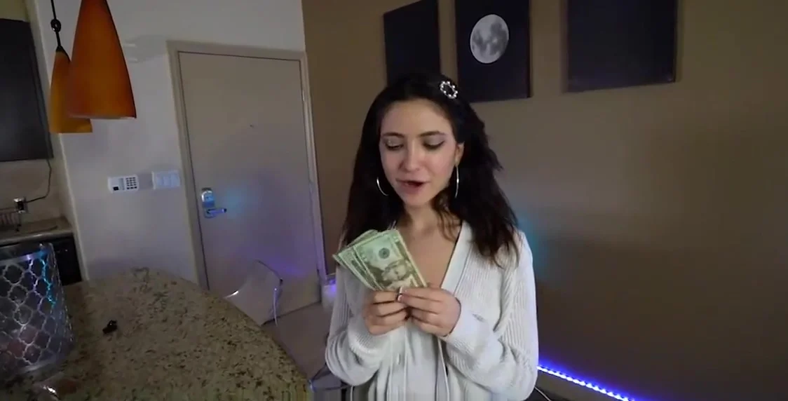 Step Daughter Got Her Face Fucked By Her Step daddy - Step father'_s Day Gift