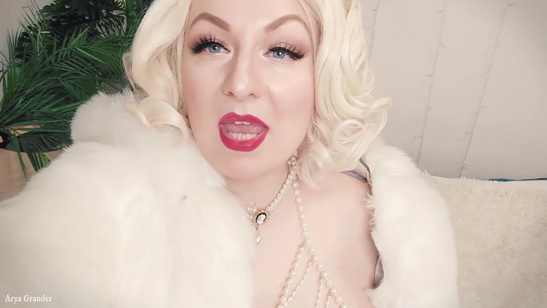 White Fur - Fetish Video - Joi Jerk Off Instructions Cei Cum Eating Instructor - Kinky - Arya Grander