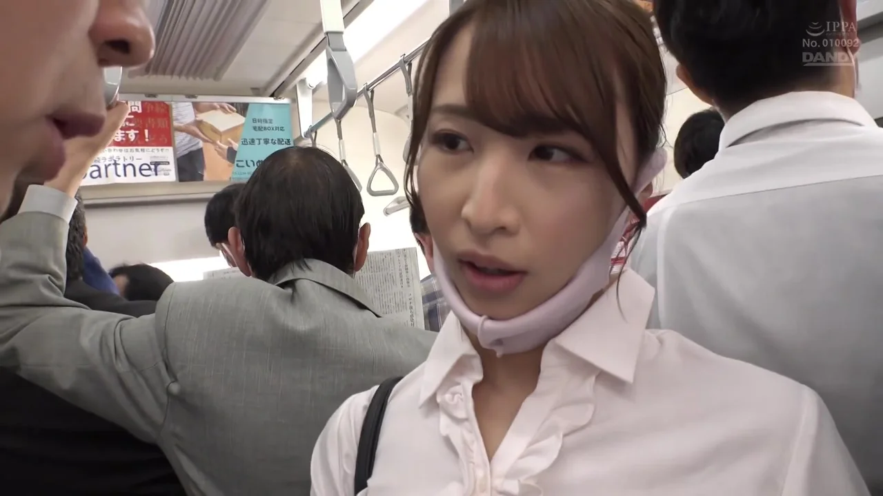 An Office Lady With Colossal Tits Seduces You 3of5