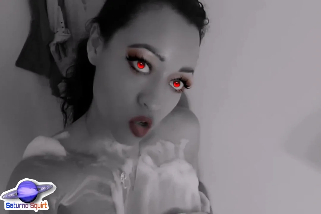 Most Beautiful - Saturno Squirt Sexiest And Latin Babe, This Time She Is A Real Witch Who Performs A Sexual Spell