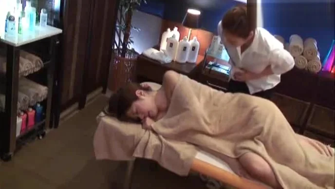 she loves to get a nasty and sexy massage