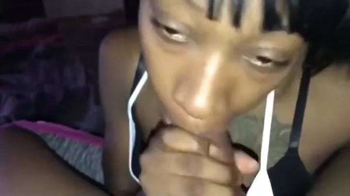 EBONY FREAK GETS NASTY SUCKING BBC