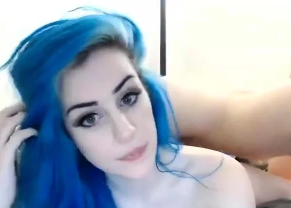 Camgirls Rub Their Bare Butts Together (Compilation)