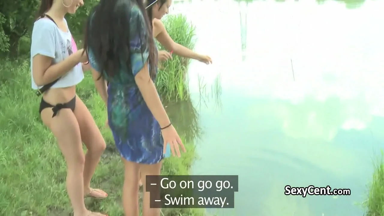 Three amateur lesbians fuck outdoors in the forest