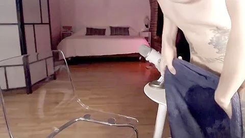 NaughtyKatie squirting 4 times on Chaturbate