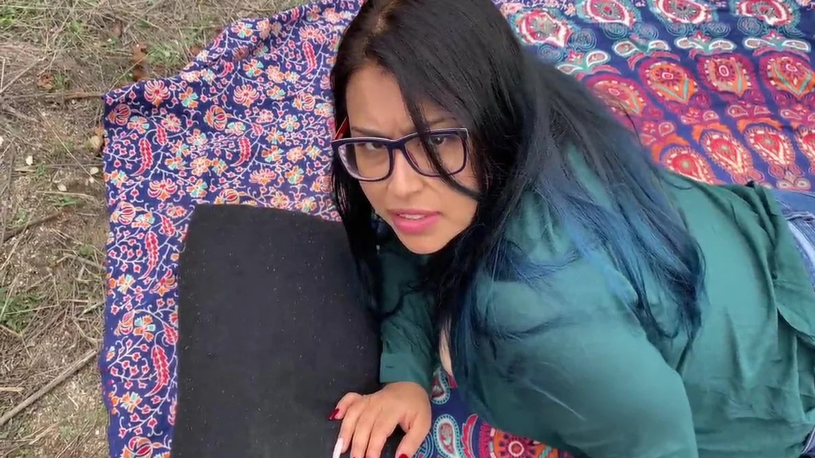 I Wake Up To A Stranger In The Forest And I Cum In Her Mouth
