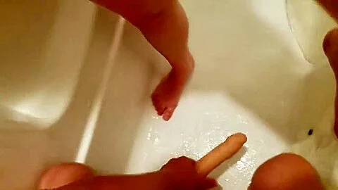 Girlfriend Caught Masturbating in Shower Fucked Hard - Amateur CanvasGirl
