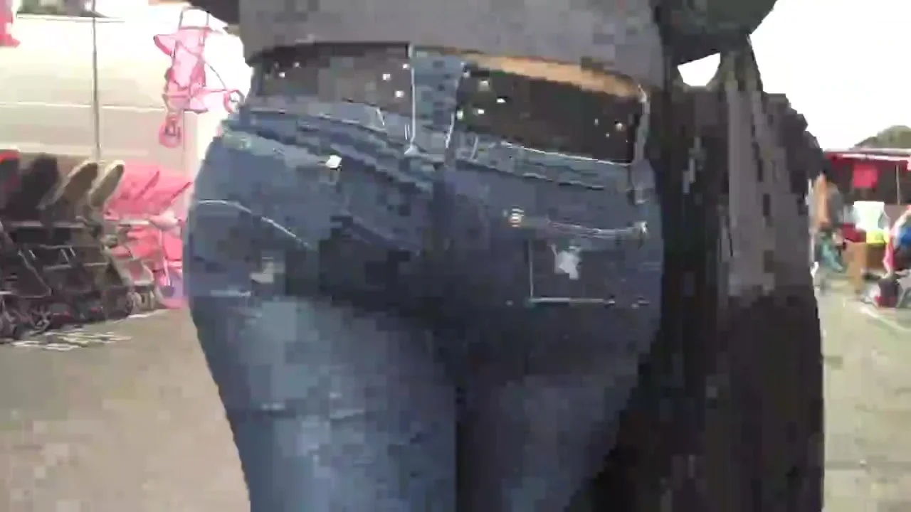Nice big ass in butt tight blue jeans