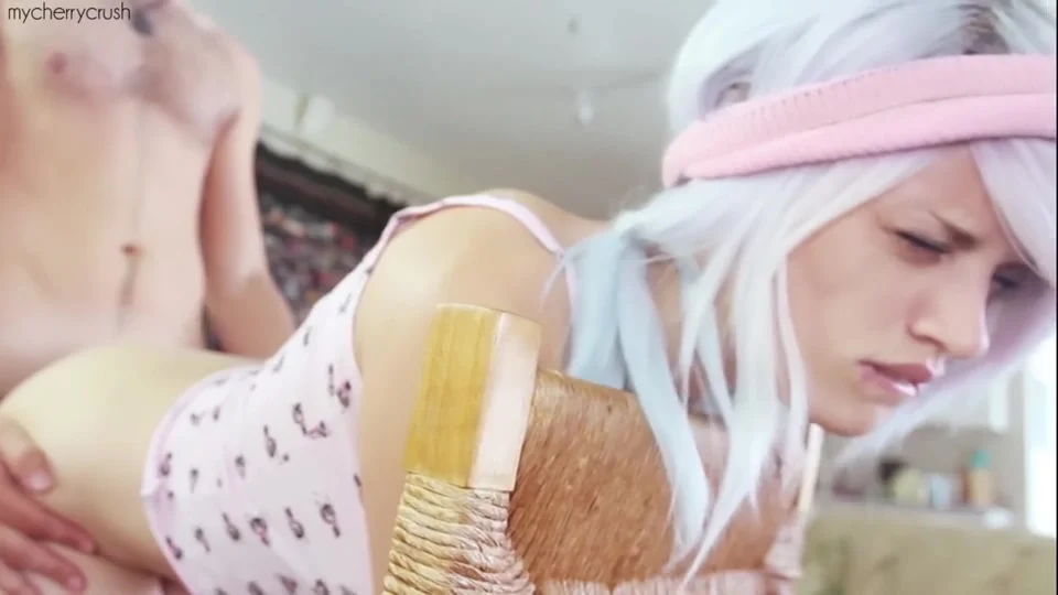 Milky-skinned Babe Pov Sex Video