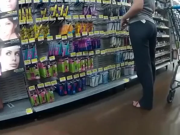 Chick with nice ass wearing black pants