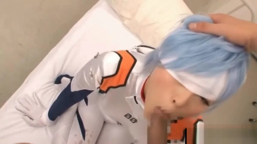Asian honey sucking cock