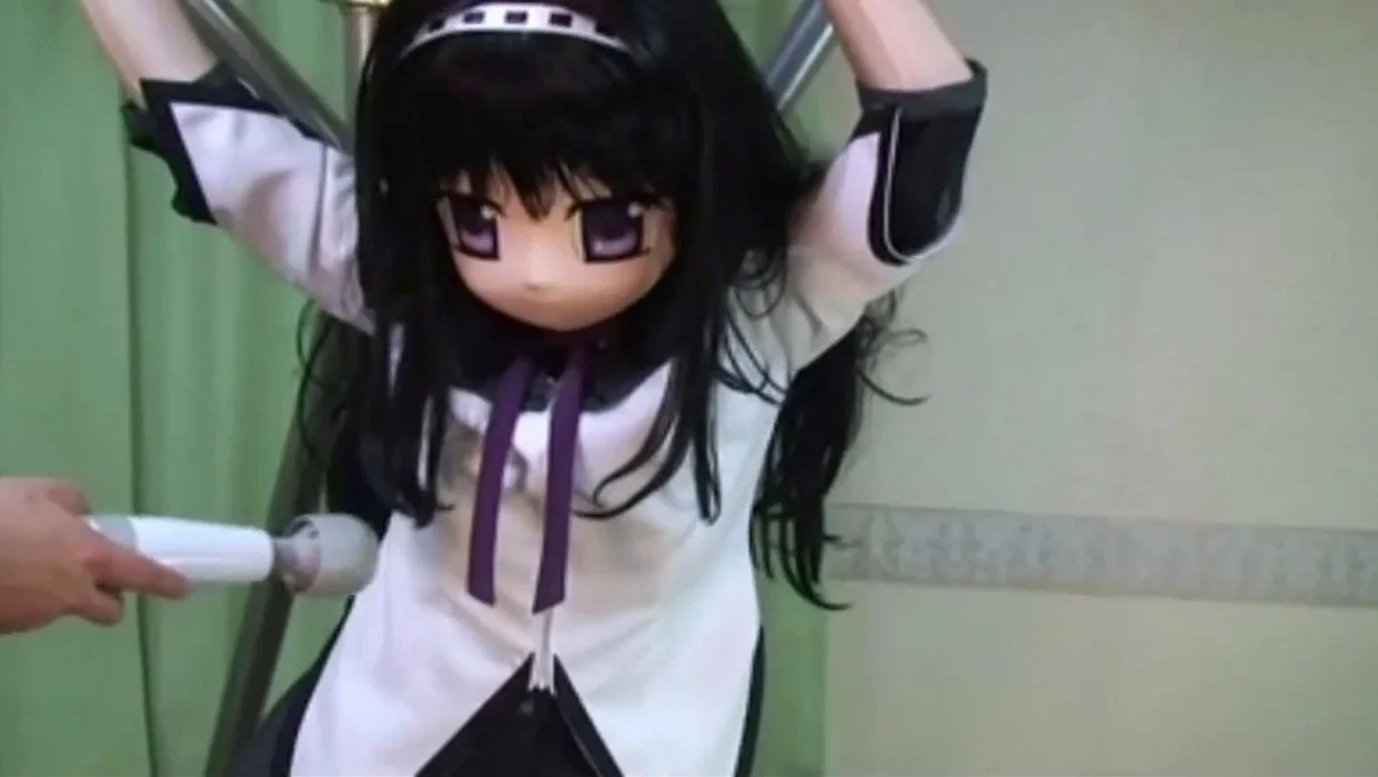 Asian Teen In For A Sadistic BDSM