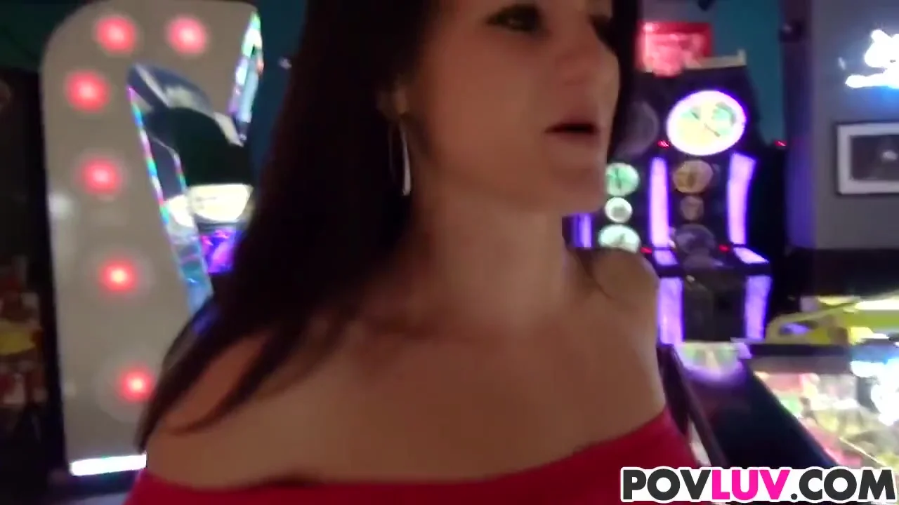 Tight Gal Gets Pov Sex With Aubrey Sky
