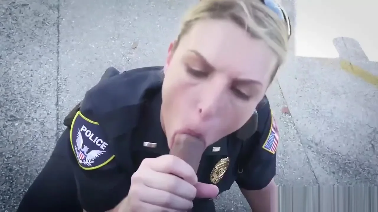 Blonde creampie first time We