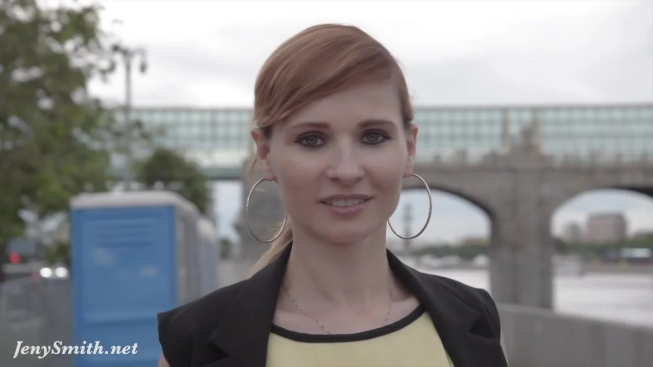 Public Flasher Shares Great Upskirt Views On With Jeny Smith