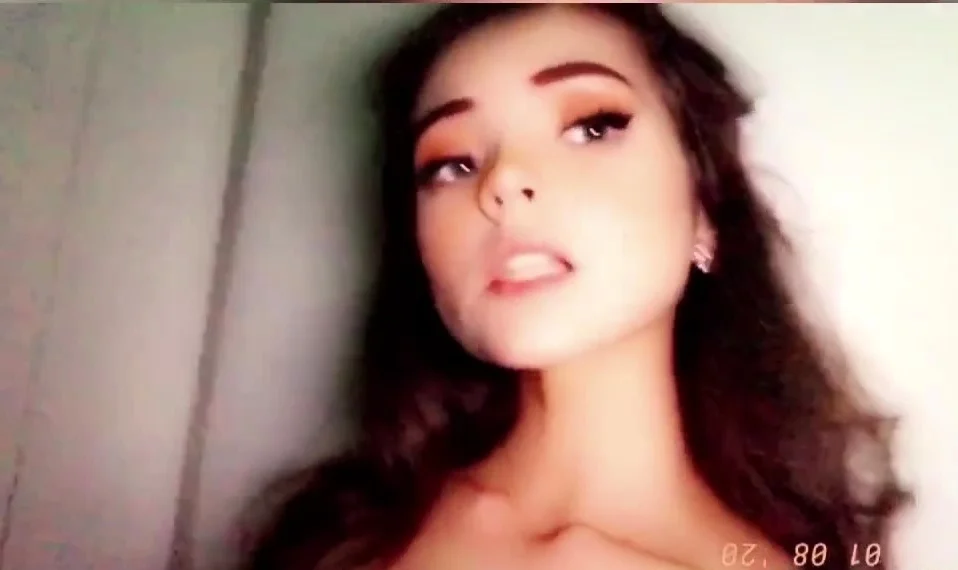 Littlmisfit Nude Pussy & Tits Tease Video