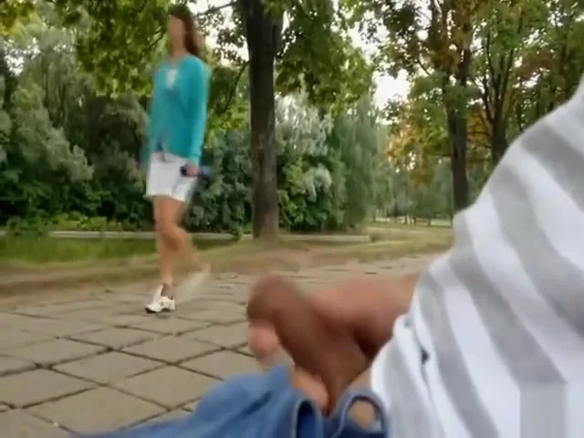 Amateur compilation of dude jerking off his dick in the park