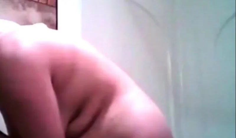 Spying my busty plump niece at our home