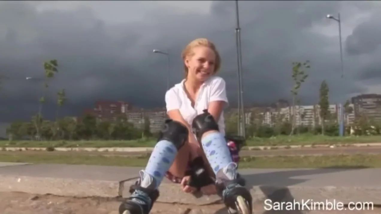 Sweet Sarah Kimble Roller Blade On The And Showing Her Pussy Closeup Naked Outdoor