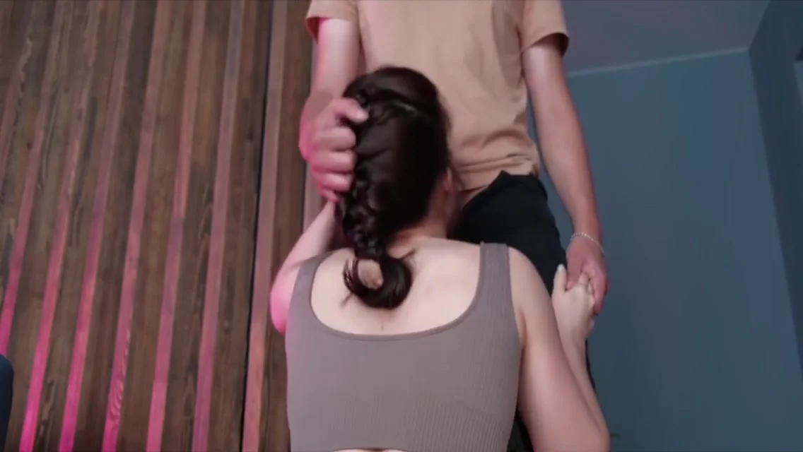 A Slender Fit Girl Lanayoung Gets Fucked In The Ass And Gets A Creampie