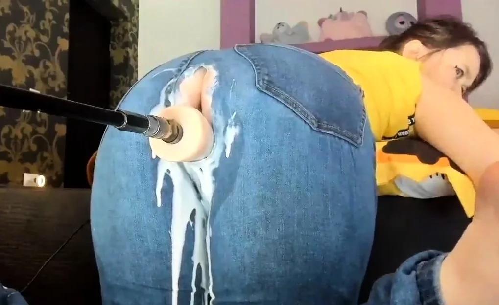Fuck Machine Creams PAWG MILFs Jeans