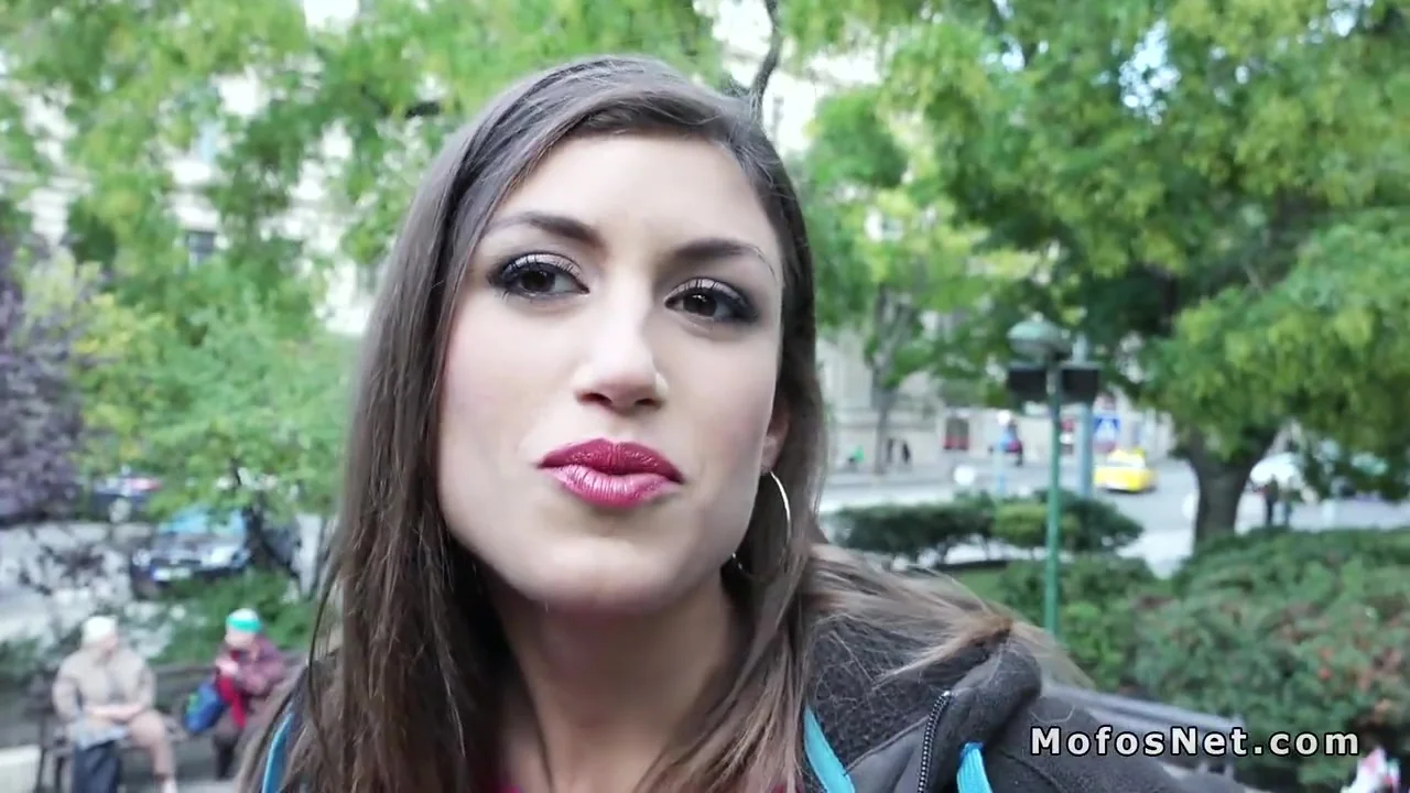 Spanish Amateur Babe Bangs For Cash