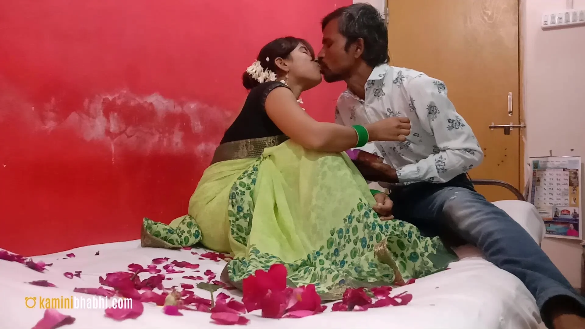 First Night Sex With Real Indian Wife Kamini Bhabhi