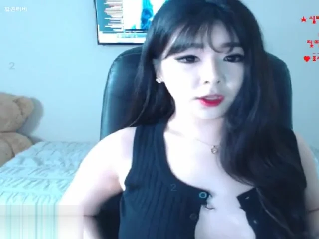 Busty Asian creamy tits fuck simulation