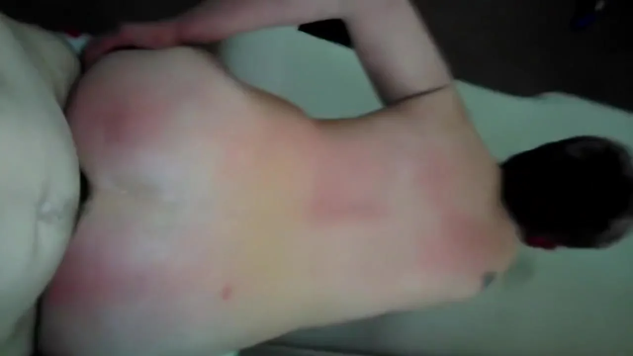 White hooker bitch fucked raw doggystyle for a hit