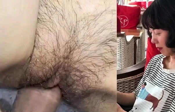 Korean Milf Oh Hye Kyoung Cumming a Lot off Sperm