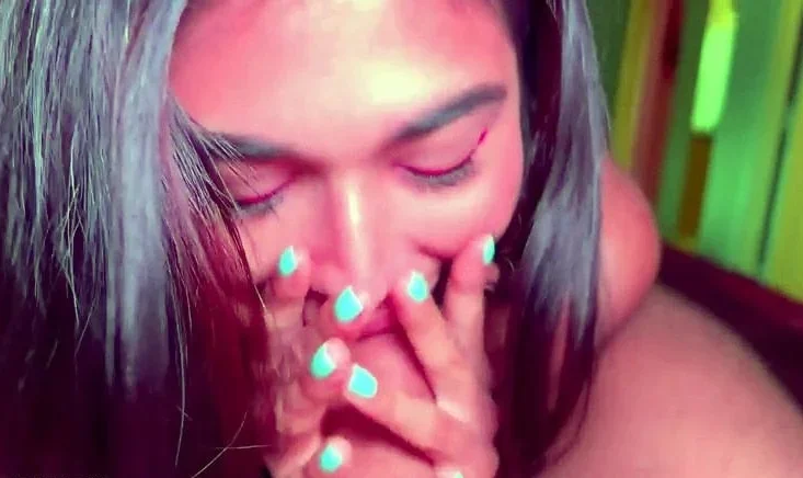Beautiful Latina Reina Rae Returns To Suck This Dick