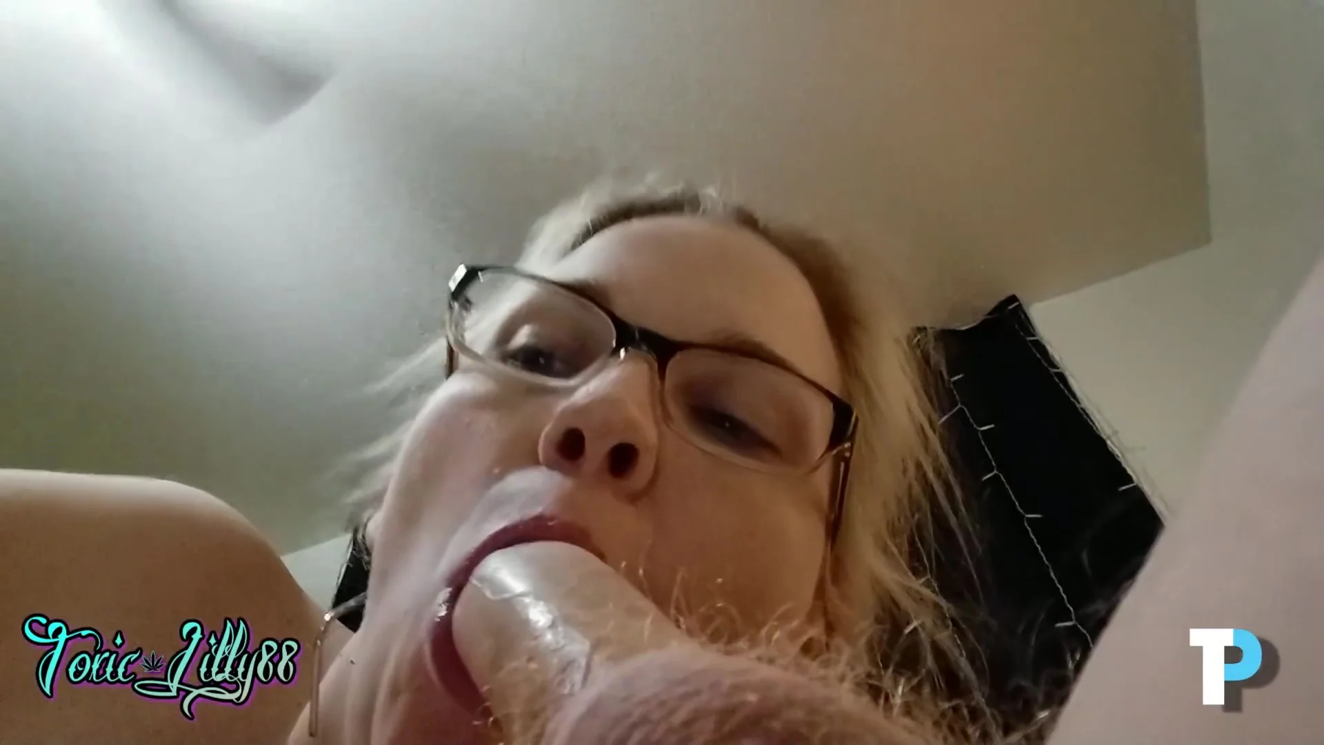 Toxic Lilly Close Up Blowjob