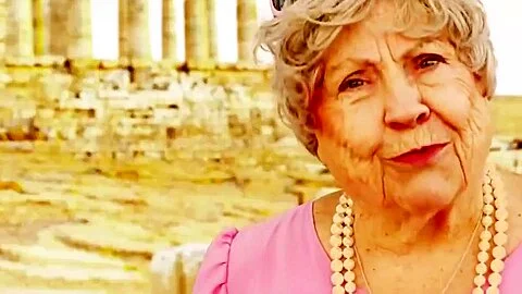 OldWomanHamster 2 - Do It Granny Style