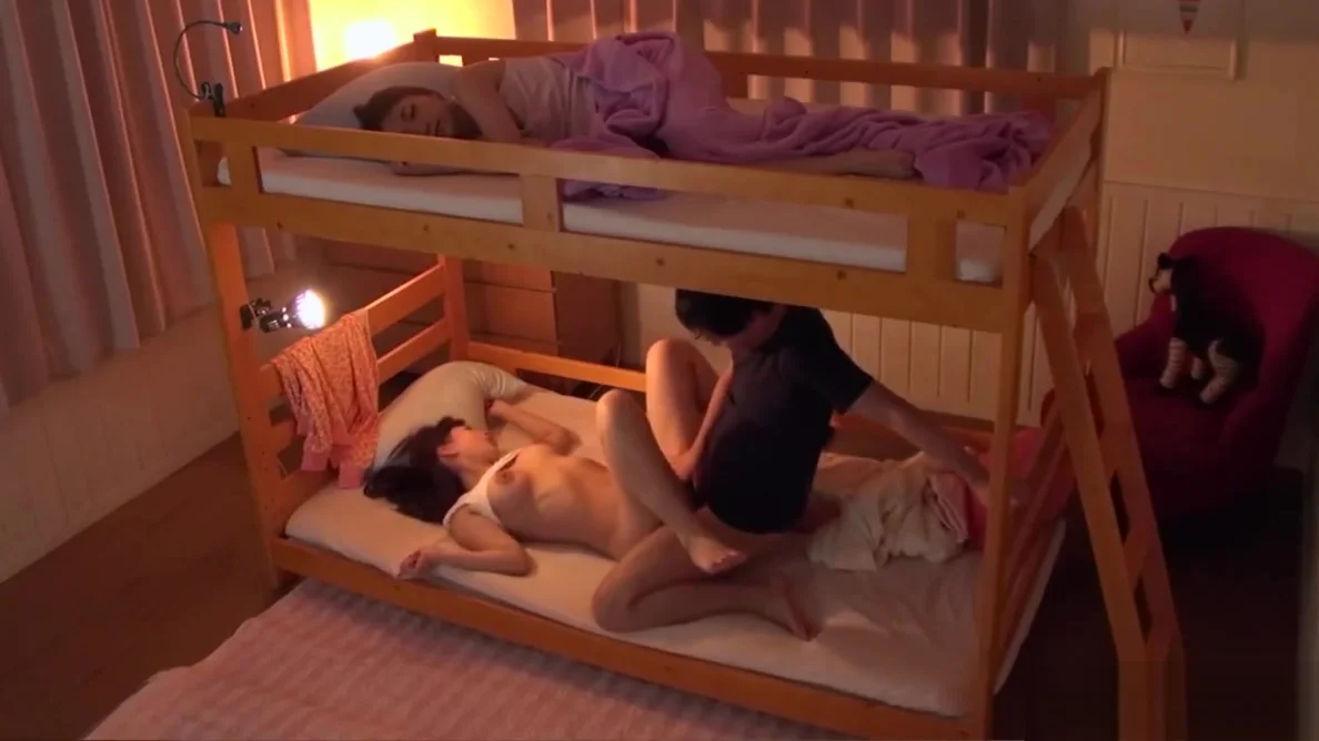 Masturbating as she listens to her Step sister getting fucked und