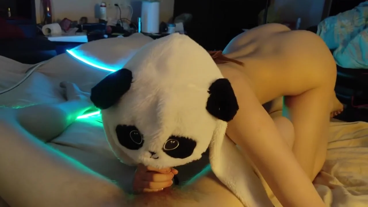My Stepsister Didnt Stop Finishing My Dick Even After The Creampie
