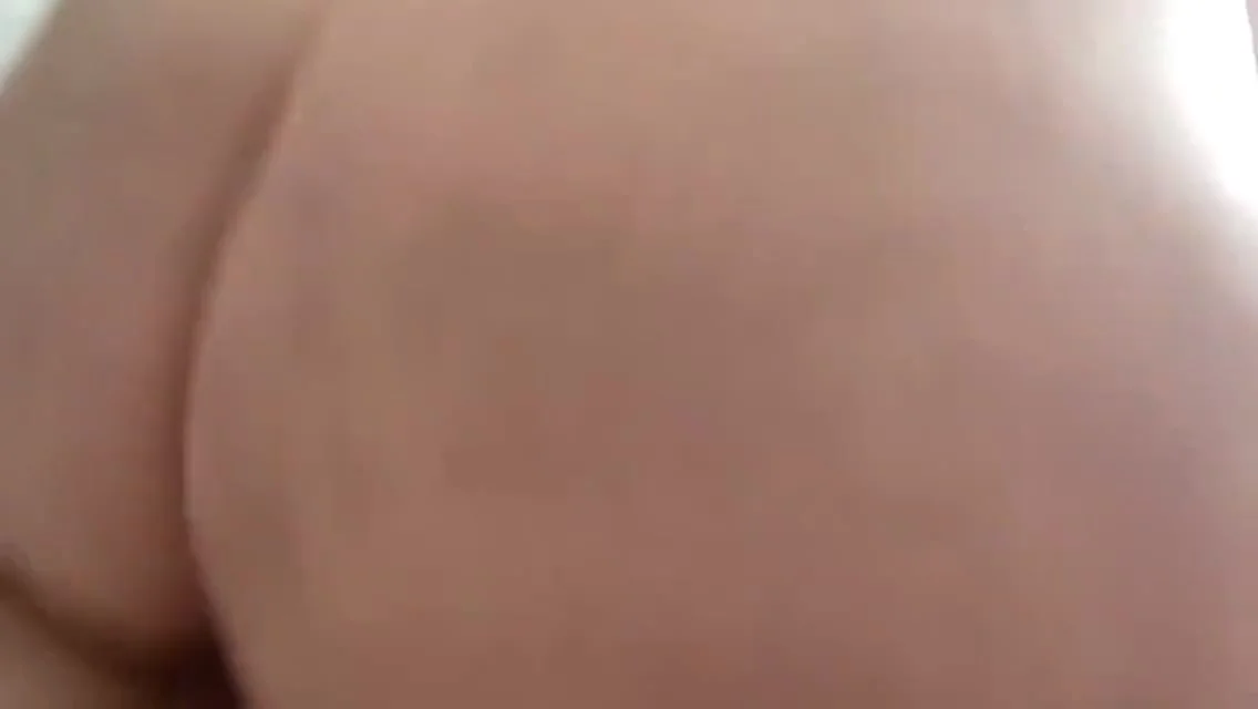 Gorgeous Latina With Natural Boobs Gets Pussy Creampie! 7 Min