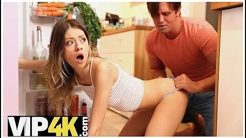 Tiny Italian Girl Rebecca Volpetti Makes It Stuck In Fridge